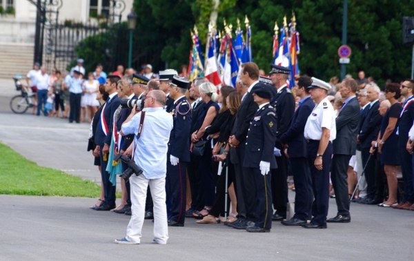 fete,14 juillet,annecy,ceremonie,defile