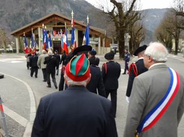 thones,medaille,association,guerre,croix de guerre,valeur militaire,monument