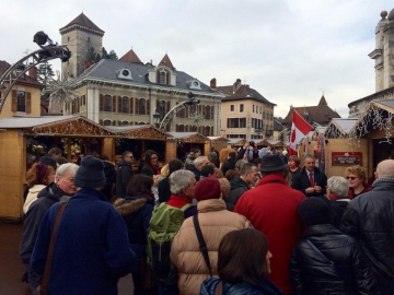 Marché de Noël Annecy.jpg