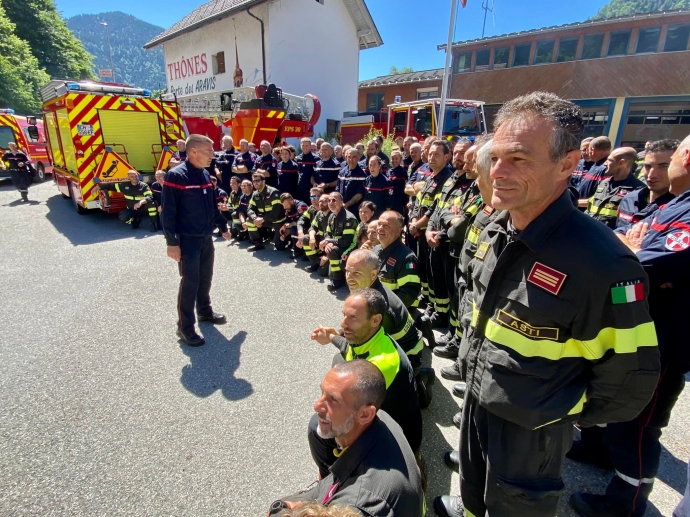 pompiers,sapeurs pompiers,thones,italie