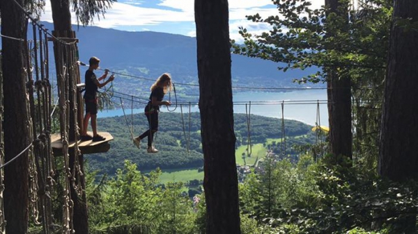 talloires,parc,parapente,accro branche