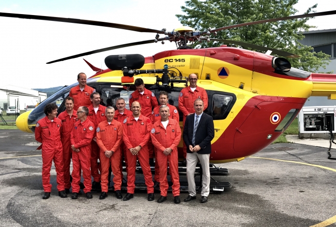 presse, dauphine libere,helicoptere,dragon 74,securite civile,secours,secours en montagne,meythet,annecy,chamonix,mont-blanc