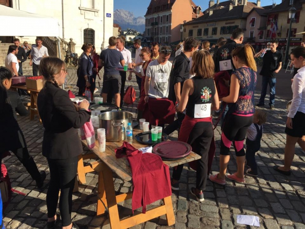 annecy,course,cafe